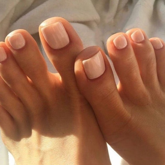Toe nail extension with gel